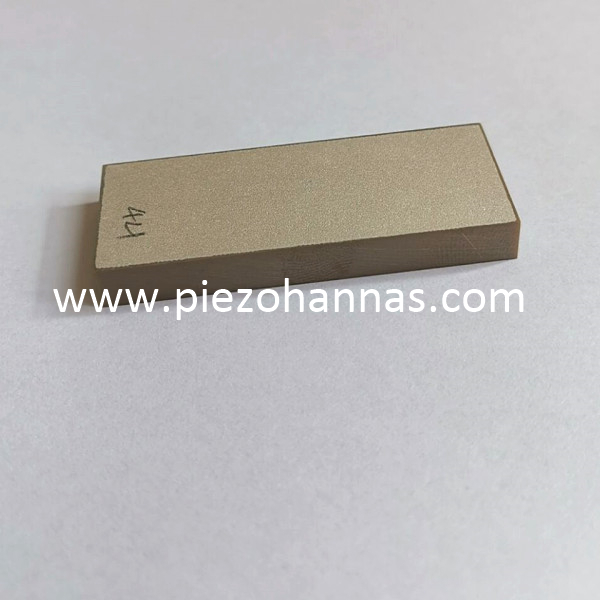 Pl&aacute;ta Ceirmeacha Piezoelectric Saincheaptha le haghaidh Trasducht&oacute;ir&iacute; Creathadh 