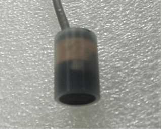 Ultrazvukov&yacute; sn&iacute;mač vzd&aacute;lenosti 200 kHz s kr&aacute;tk&yacute;m dosahem na 1 metr 