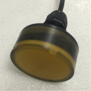 Traductor cu ultrasunete de 600 KHz pentru măsurarea ad&acirc;ncimii de 30 m